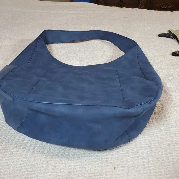 Charleston Bags Faux Suede Shoulder Bag Satchel Blue Boho Lightweight Travel - Picture 7 of 8